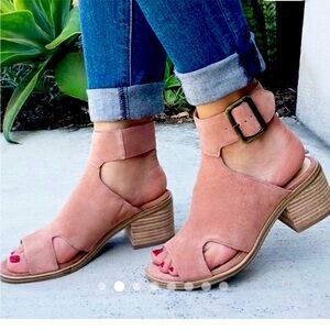Sole Society So-Tally Leather Sandals